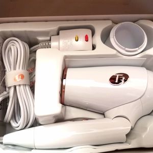 NEW T3 Featherweight Hair Dryer